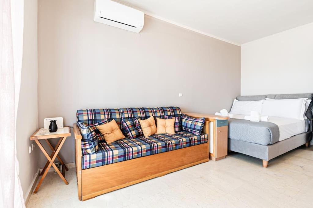 Rooftop 1-bedroom Apartment